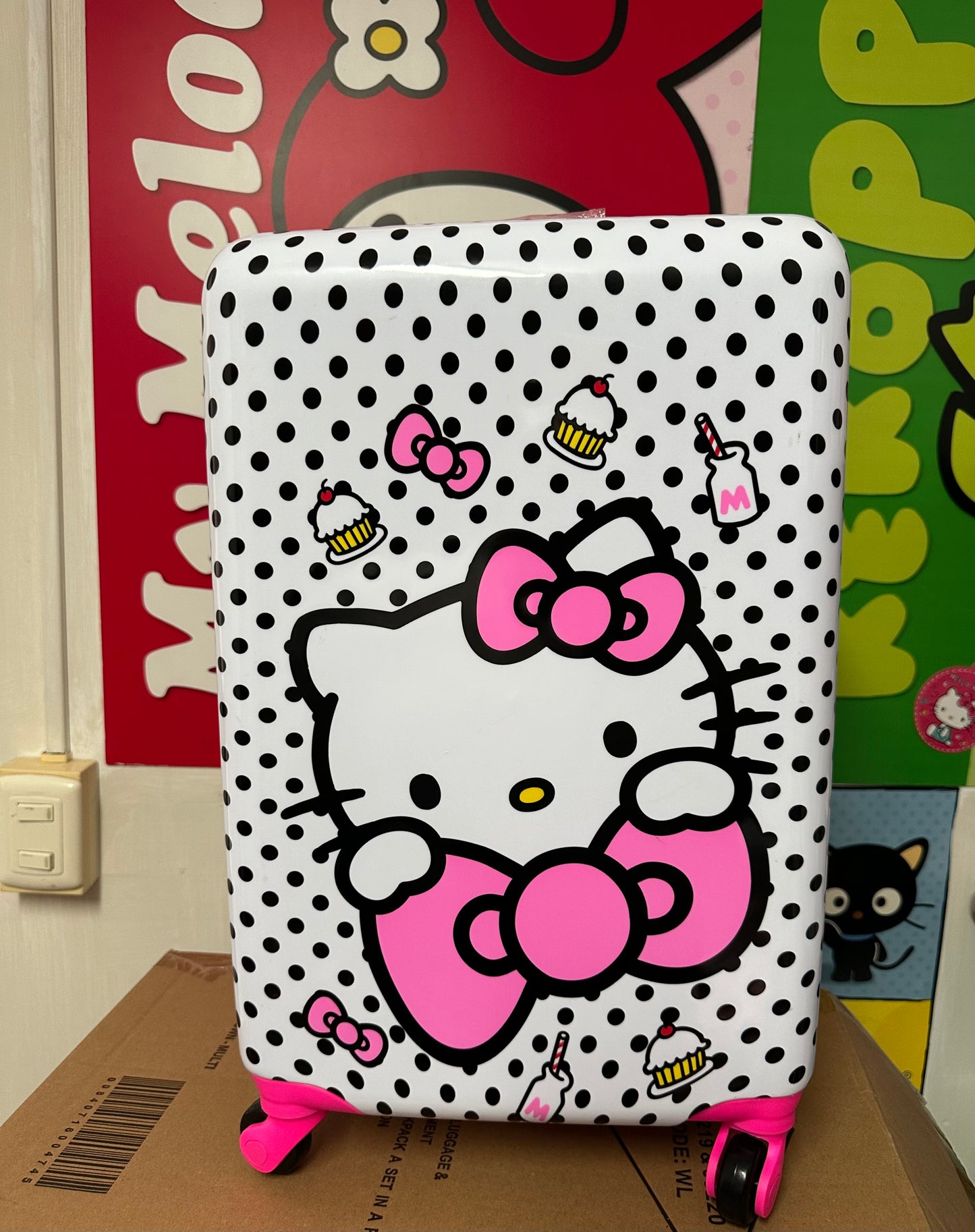 Hello Kitty polka dots maleta