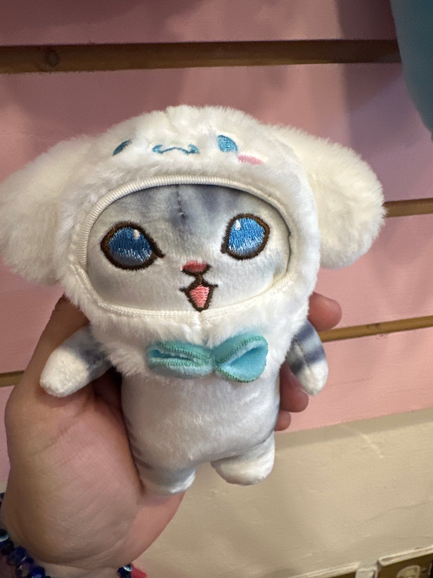 Cinnamoroll gatito llavero de peluche