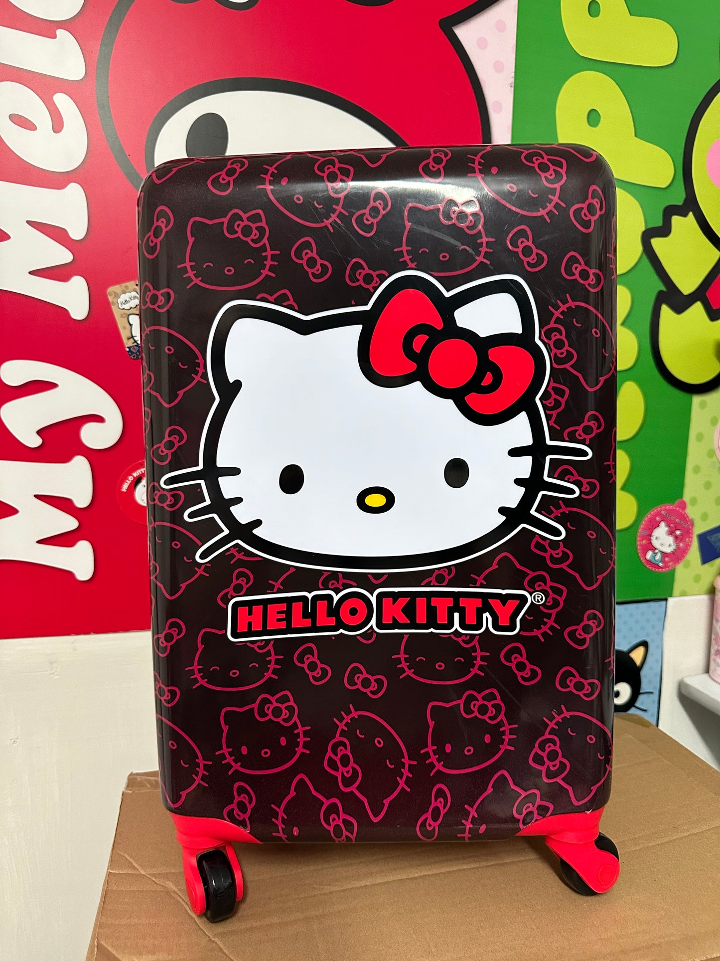 Hello Kitty maleta roja